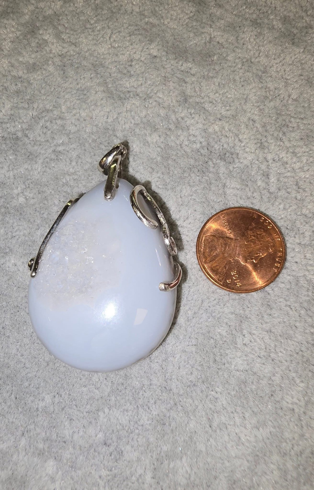 Agate Druzy Pendant